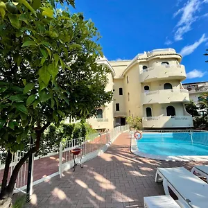  Apartahotel Nettuno